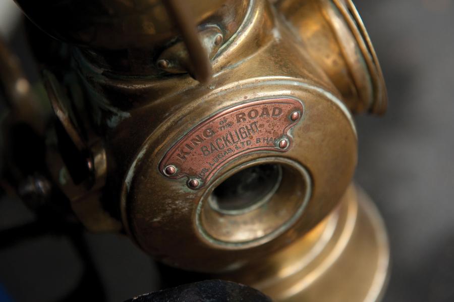  Cadillac Model F 4-Passenger Touring 1904 года  (фото 14 из 19)
